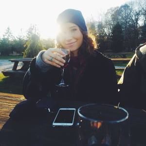 Meet your Posher, Rayna